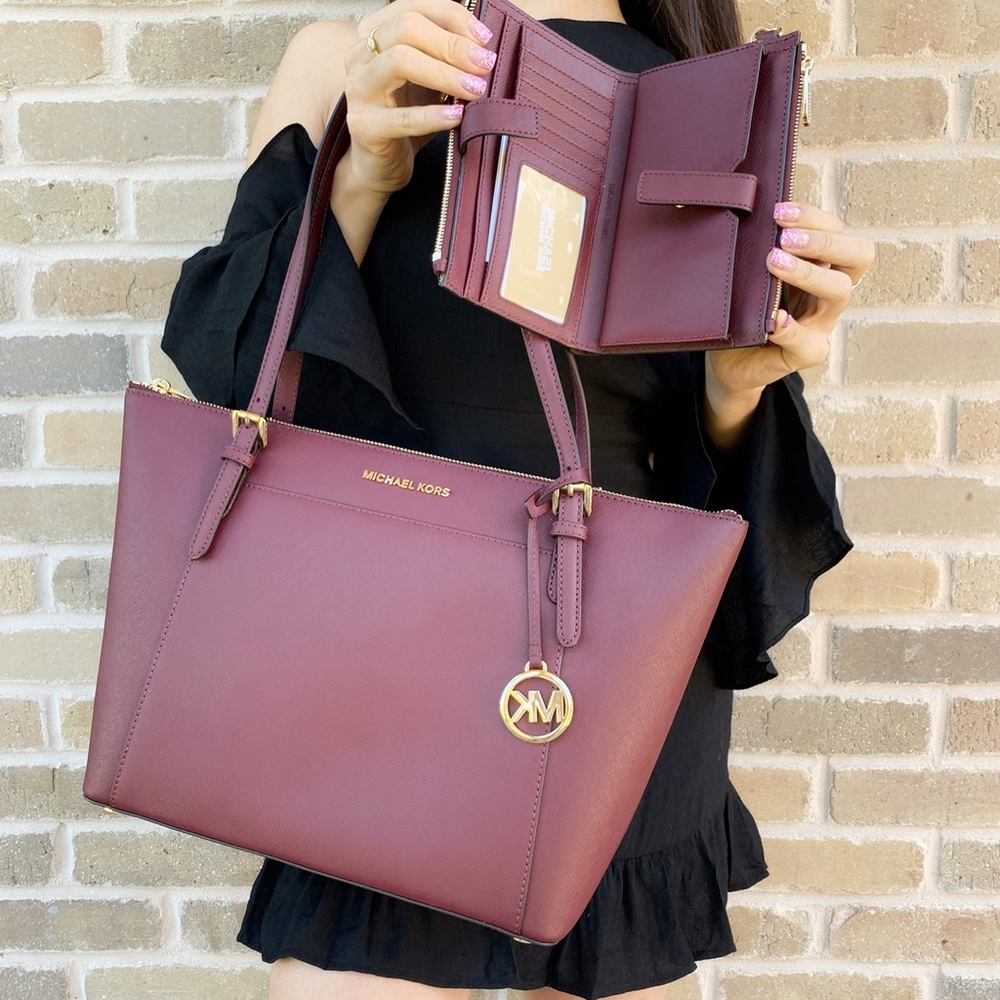 Gaby’sBags👜💕 Michael Kors Tote + wallet merlot - Picture 2 of 8